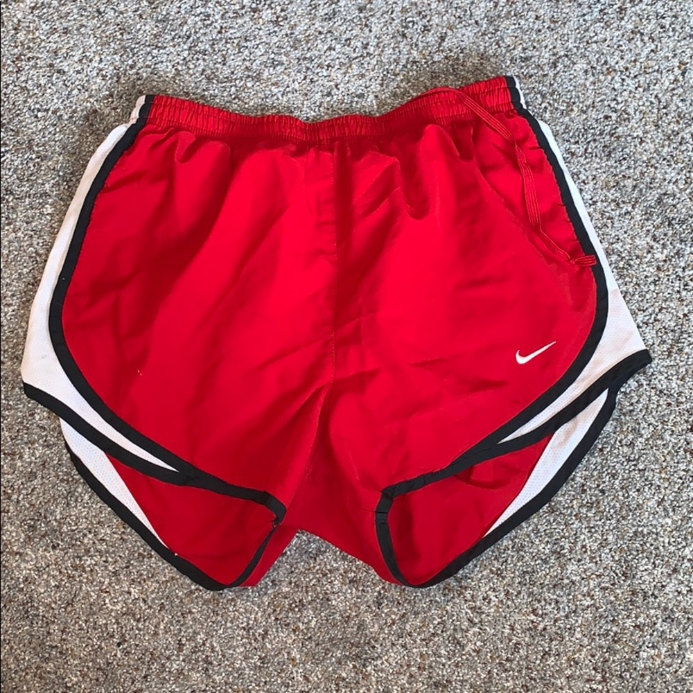 Nike women’s running shorts